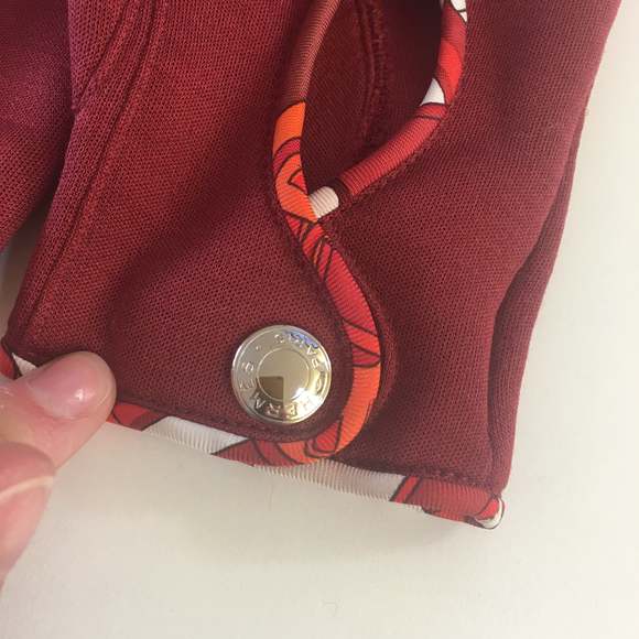 HERMES Gloves in Red Silk - Picture 4 of 6